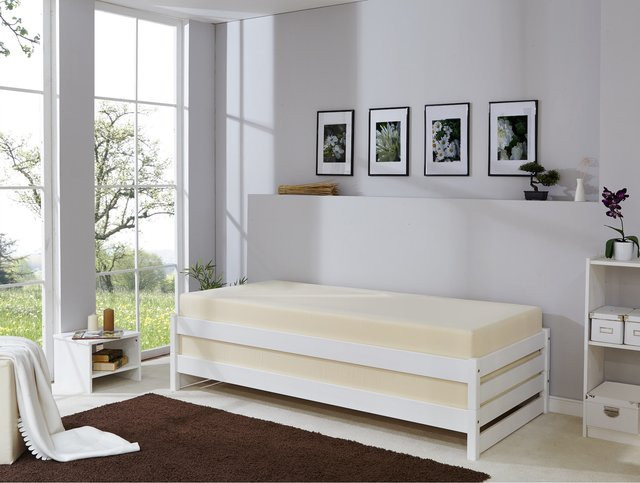 TiCAA Stapelliege aus massivem Kiefer als Einzelbett und Gästebett, B/T/H: 90 x 200 cm - Bild 1