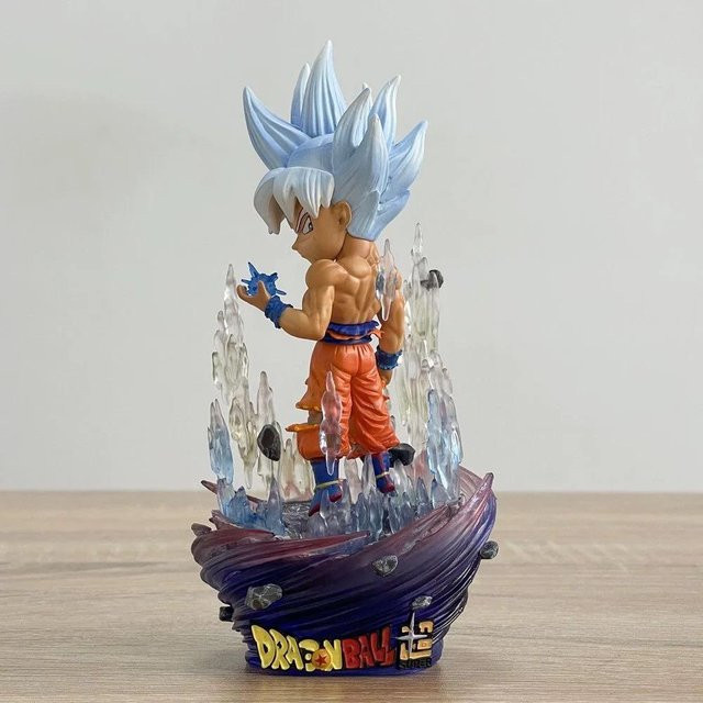 Fashnics Dragon Ball Z Ultra Instinct Goku Actionfigur PVC weiß - Bild 1