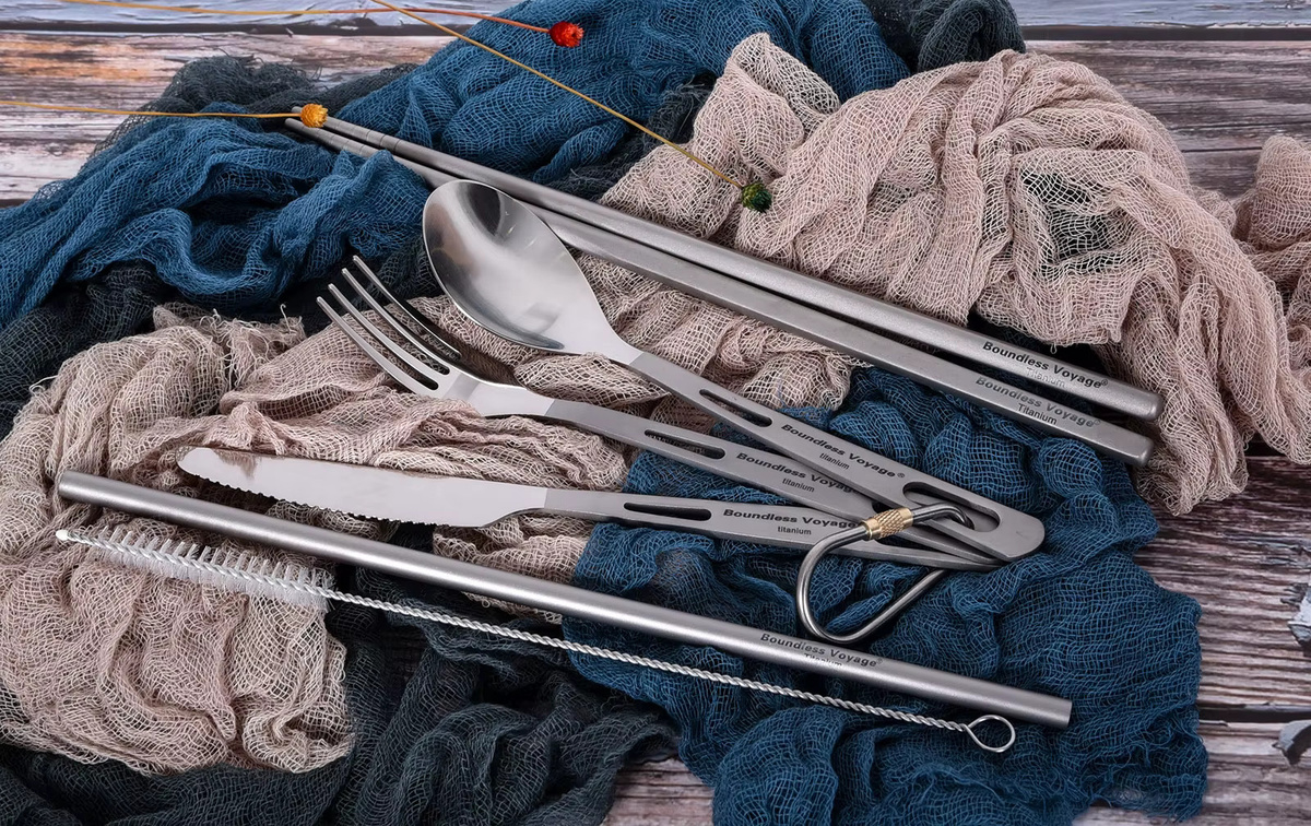 Boundless Voyage Campingbesteck-Set aus Titan in Silber mit Löffel, Gabel, Messer, Spork, Essstäbchen und Stroh für Outdoor und Reisen - Bild 3
