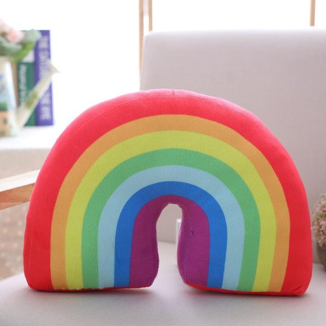 Regenbogen Plüschkissen von Yiran Health & Beauty in Rot und Rosa, C-Form Kopfstützkissen, B: 35 cm, H: 25 cm - Bild 1