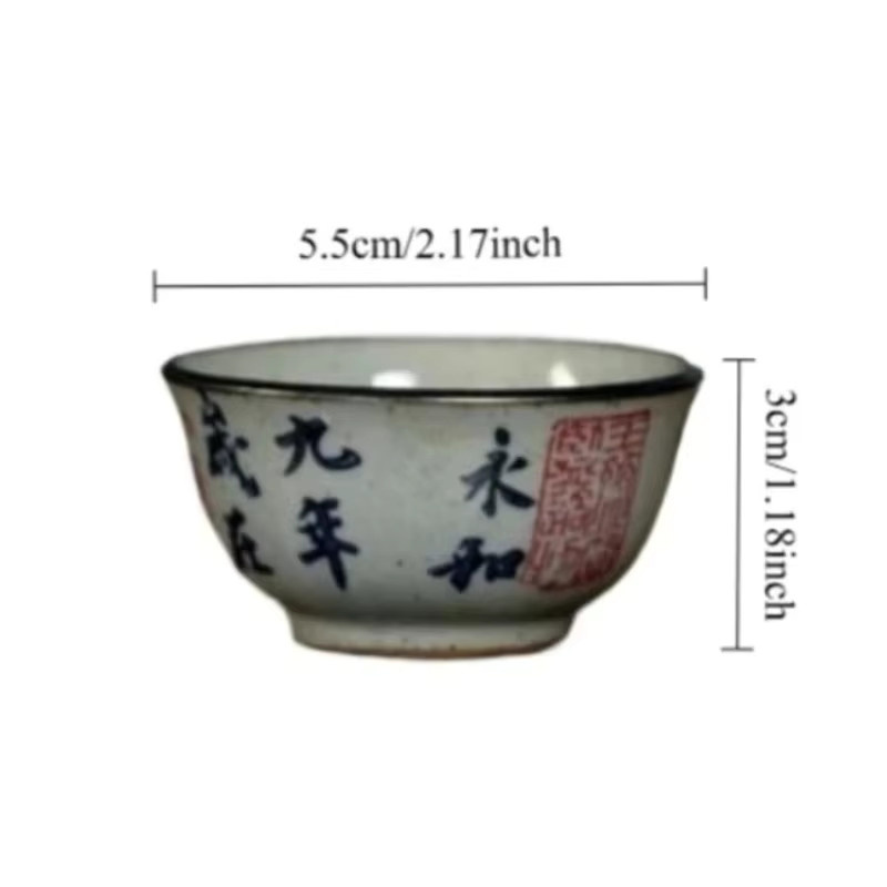 Handbemalte chinesische Kalligraphie-Teetasse aus Steingut in Weiß, 30 ml - Bild 5