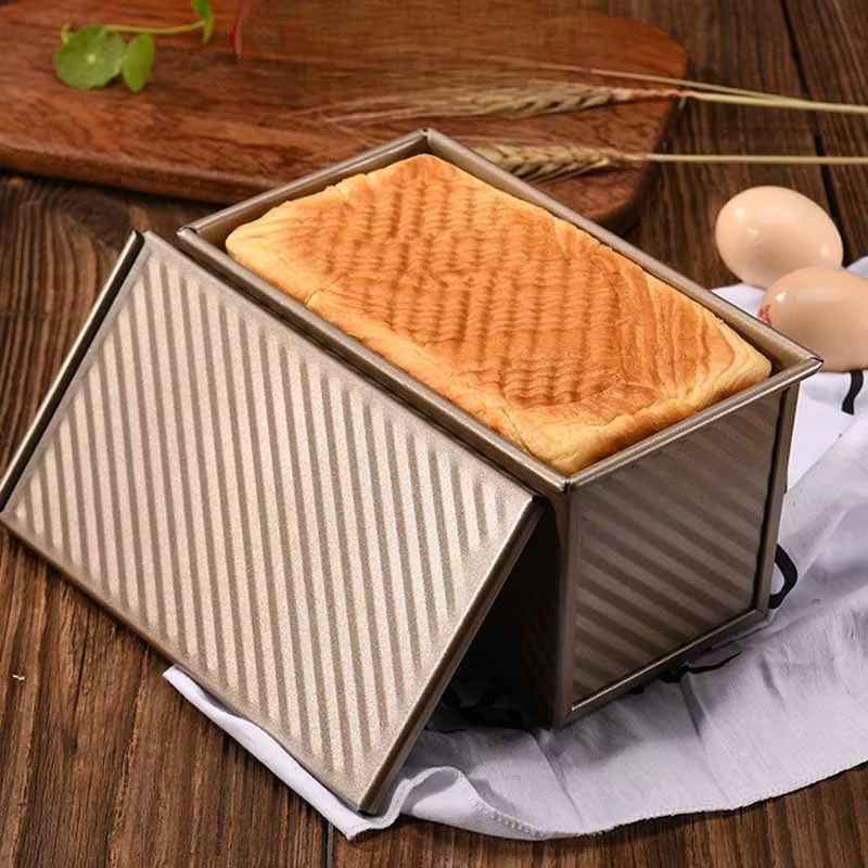 Antihaftbeschichtete Brotbackform aus Kohlenstoffstahl mit Deckel in rechteckiger Kastenform für den Backofen - Bild 4