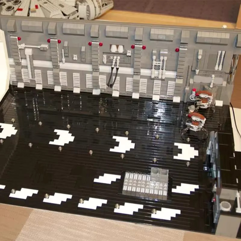 STERN Science Fiction Film Docking Bay und Millennium Falcon Architektur Bausteine Modell, 3.728 Teile - Bild 4