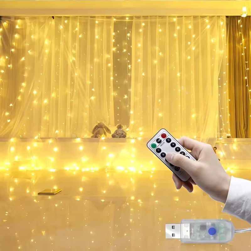 OKAL RED EAST LED-Lichterkette als Weihnachtsvorhang mit Fernbedienung und USB, Warmweiß, Breite: 3 m - Bild 2