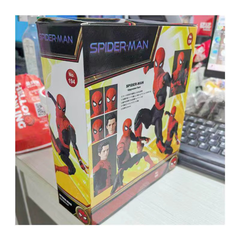 Mafex Marvel Spider-Man Far From Home Actionfigur, Rot-Schwarz, Action-Sammelfigur - Bild 5