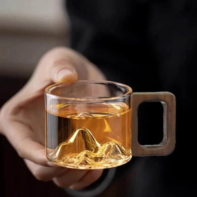 Hitzebeständige Teetasse aus transparentem Hochborosilikatglas mit Holzgriff von Yiran Furniture - Bild 1