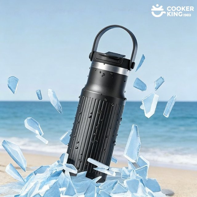 Cooker King Isolierbecher mit Strohhalm aus Edelstahl in Schwarz, 650 ml - Bild 1