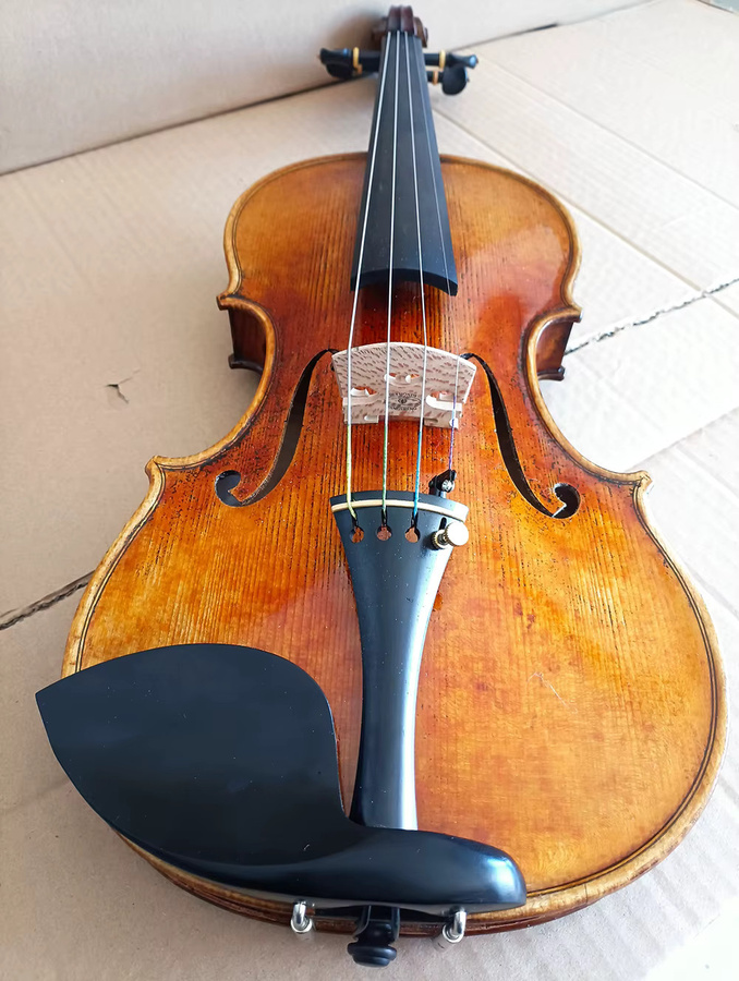 L&K Handgefertigte Guarneri-Violine in Größe 4/4 mit italienischem antiken Lack in Braun und Blau - Bild 2