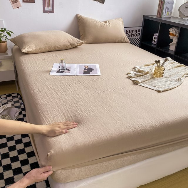 Dreamreal Spannbettlaken aus gewaschener Baumwolle in Beige oder Grün, B/T: 160 x 200 cm - Bild 1