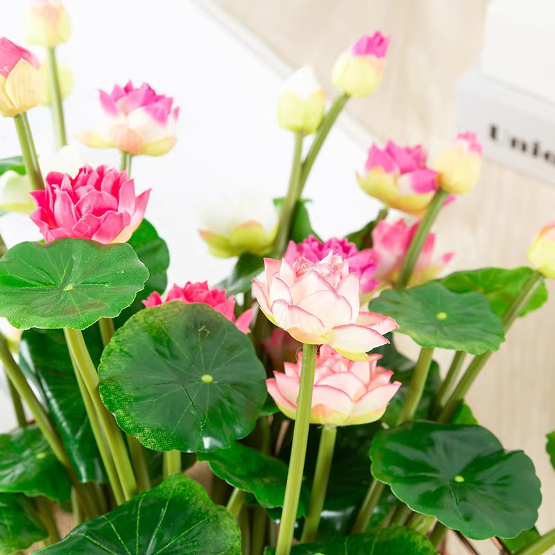 NANDI Künstliche Mini Lotus Pflanzendekoration in Grün für Tischdekoration in Home, Hotel und Garten - Bild 2