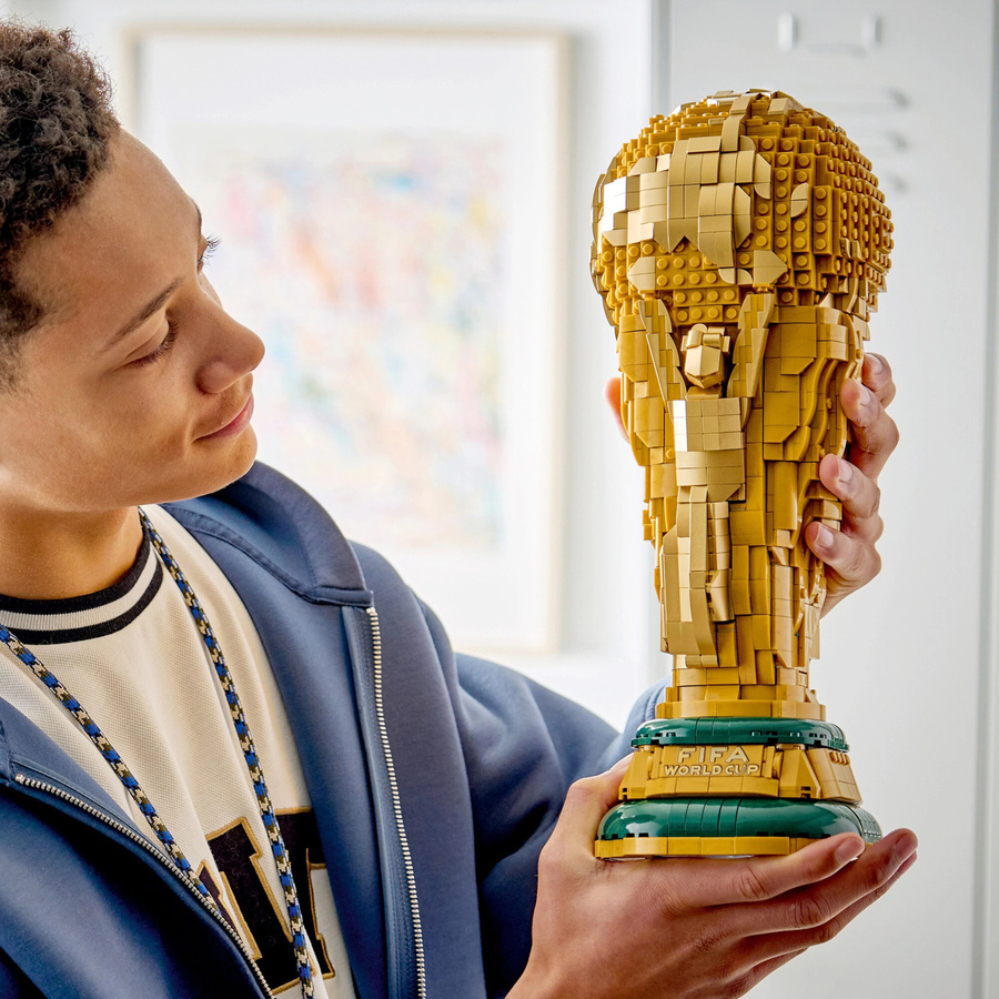 LEGO Editions Offizieller Pokal der FIFA Fußball-Weltmeisterschaft Konstruktionsspielzeug - Bild 4