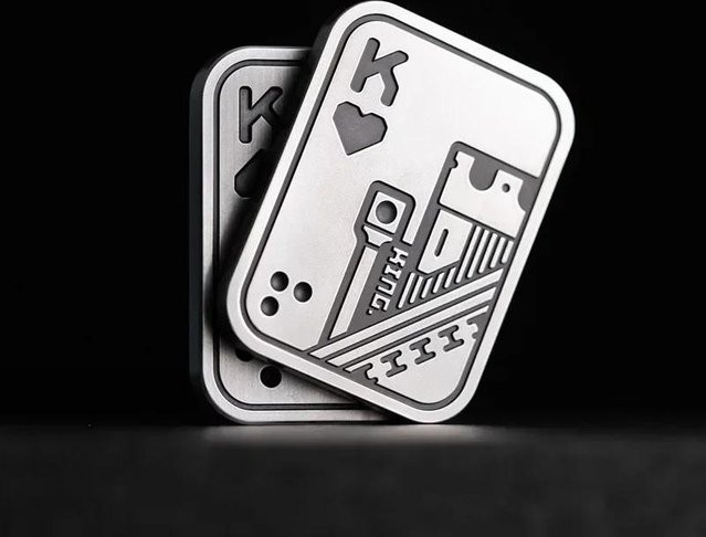 Fidget Schieber Poker A K Metall Schiebekarte EDC Antistress Spielzeug - Bild 1