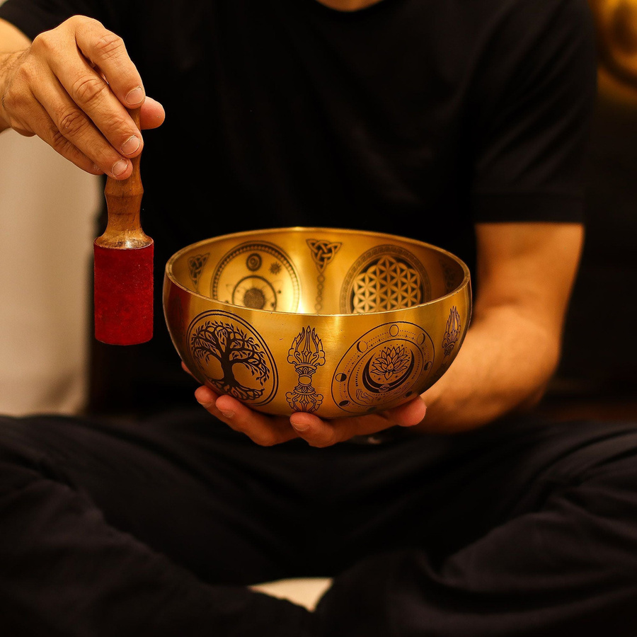 SHAMTAM Buddha Klangschalen Set aus handgeätztem Messing mit 4 Stück - Bild 6