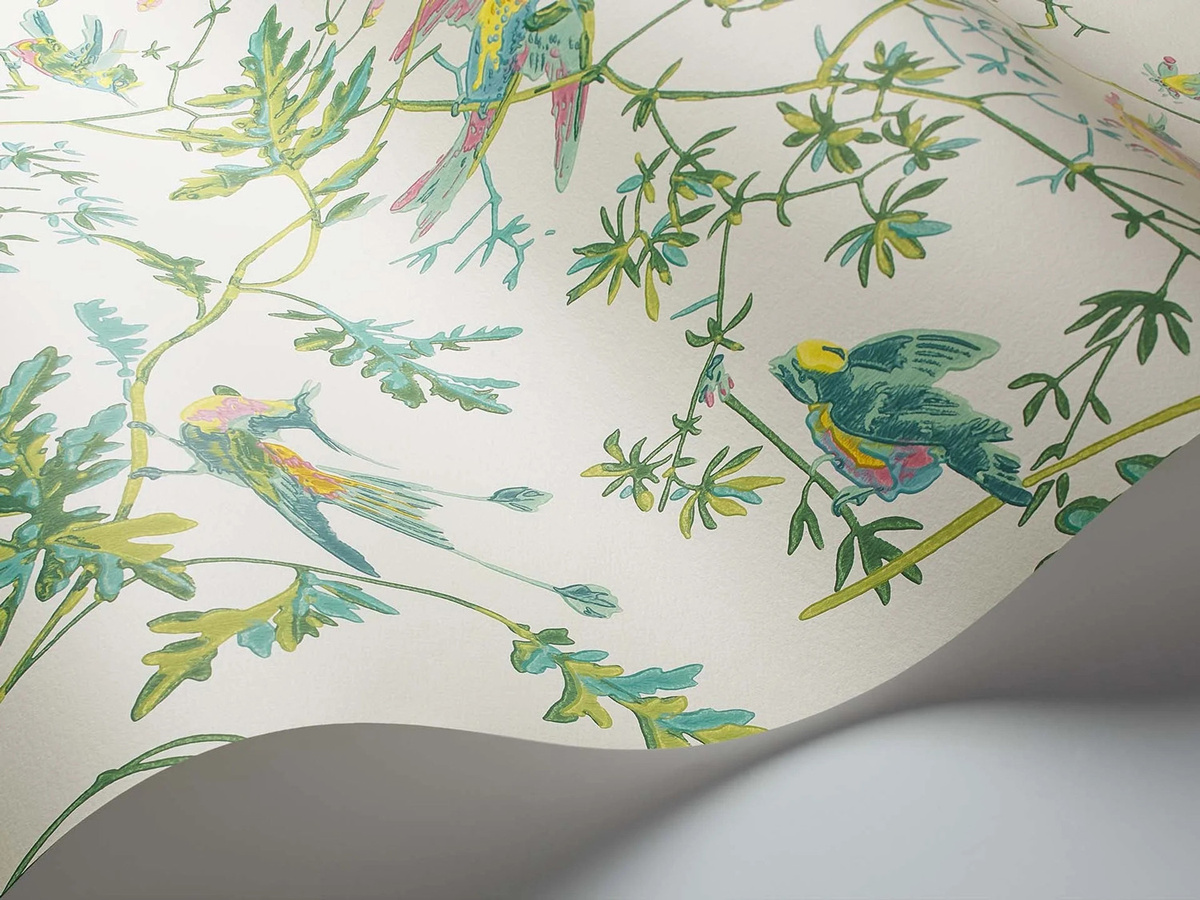 Cole & Son Tapete Hummingbirds in Grün und Pink mit floralem Vintage-Motiv und botanischem Tiermuster - Bild 1
