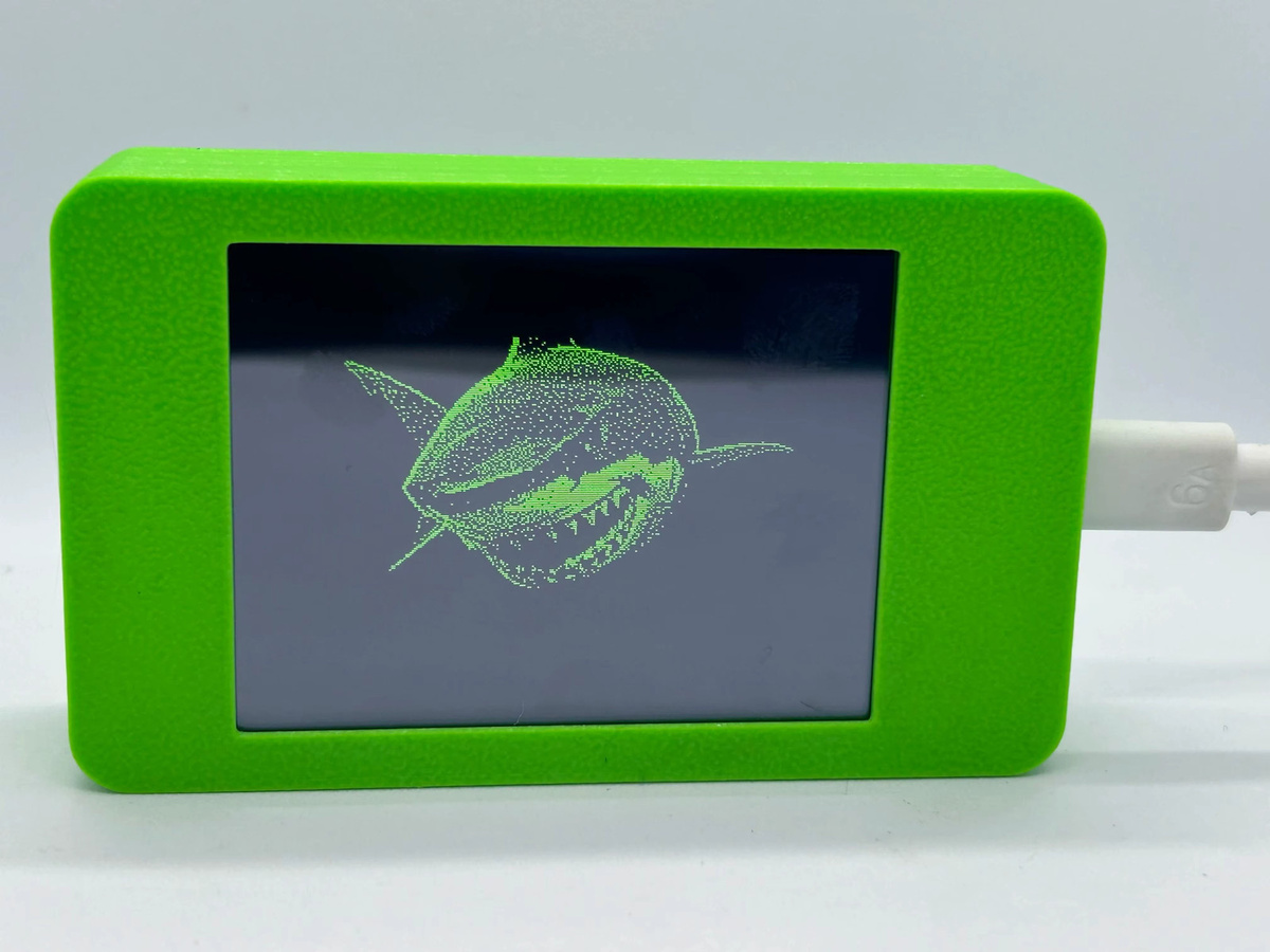 ESP32-2432S028R-PLUS Entwicklungsboard mit 2,8 Zoll Touchscreen, WLAN und Bluetooth, Weiße Leiterplatte mit Gehäuse - Bild 2
