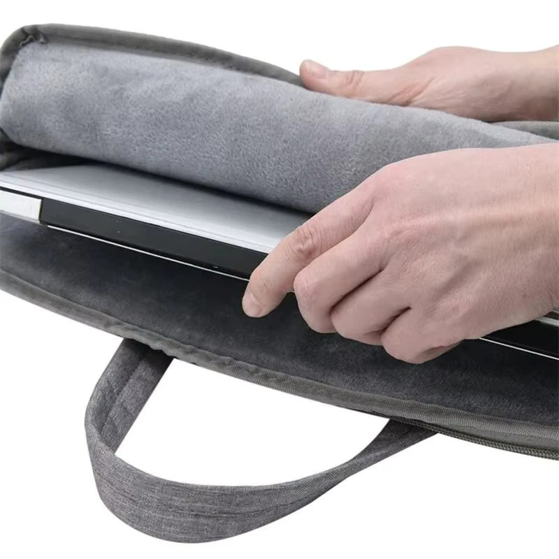 Laptop-Tragetasche mit wasserdichtem und stoßdämpfendem Samt-Innenfutter für MacBook Pro 13, 14, 15 Zoll in Schwarz und Grau - Bild 4