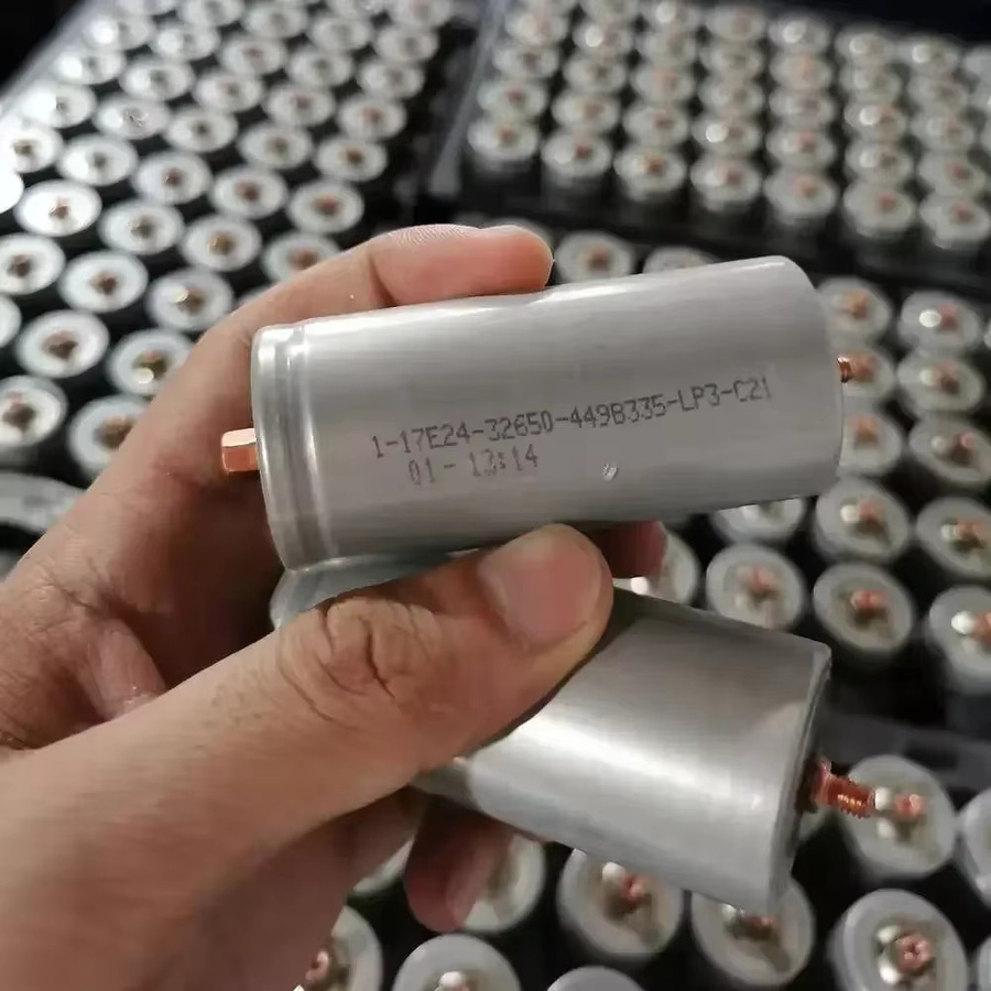 Dadolii 32700 LiFePO4 Akku 6500mAh 3,2V mit Schraubklemmen - Bild 2
