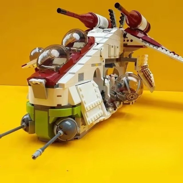 Star Wars Weißes Raumschiff-Modell, MOC, Weltraum - Bild 1