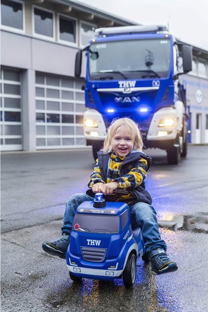 Ferbedo Rutscher Truck, Feuerwehr, ab 1,5 Jahre - Bild 1