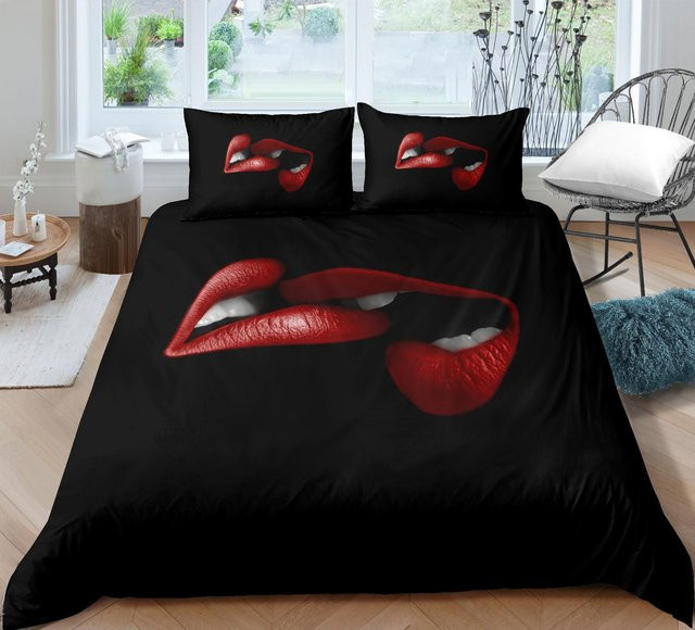 Bettwäsche-Set Binchi Fitness mit Lippen-Print in Rot und Schwarz, 2-teilig aus Polyester, Breite: 135 cm, Länge: 200 cm - Bild 1