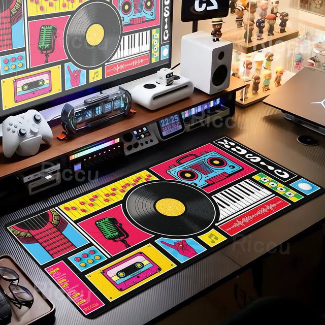 Riccu Gaming Mousepad Vintage Kassette Musik Design in Multicolour, XXL Mausmatte für PC und Tastatur - Bild 1