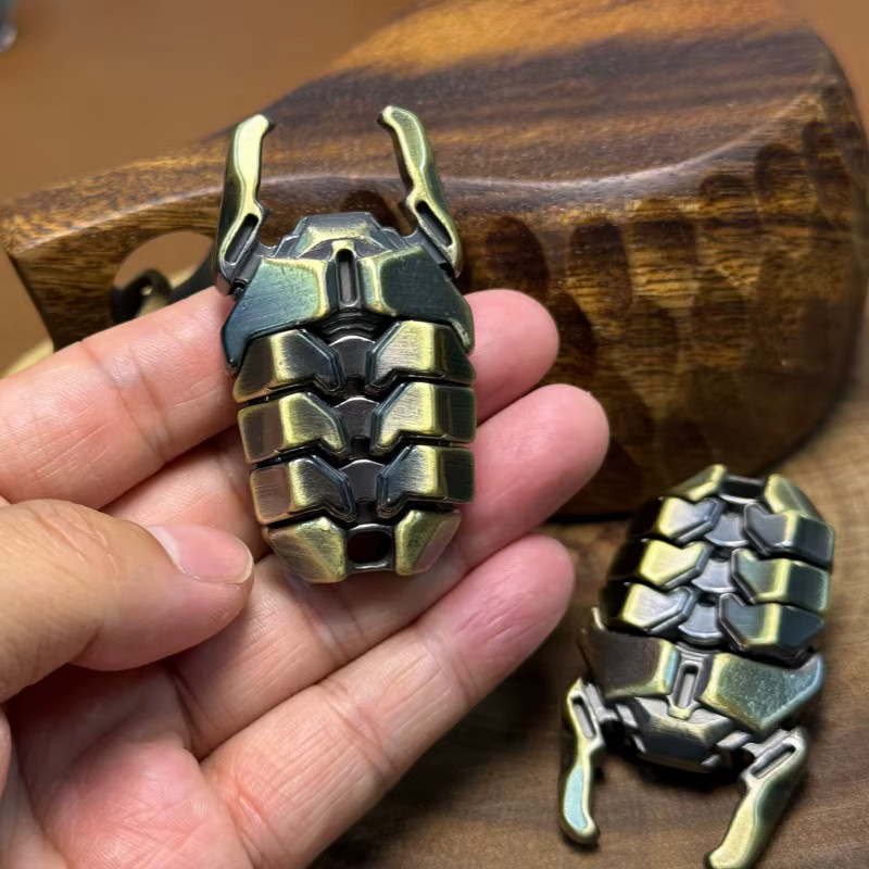 YIJOO Beetle EDC Metall-Klicker Wippe, Magnetische Push-Karte, Fidget Mechanischer Slider, Drückplatte, Haptische Münze, Sensorisches Stressabbau-Spielzeug - Bild 2