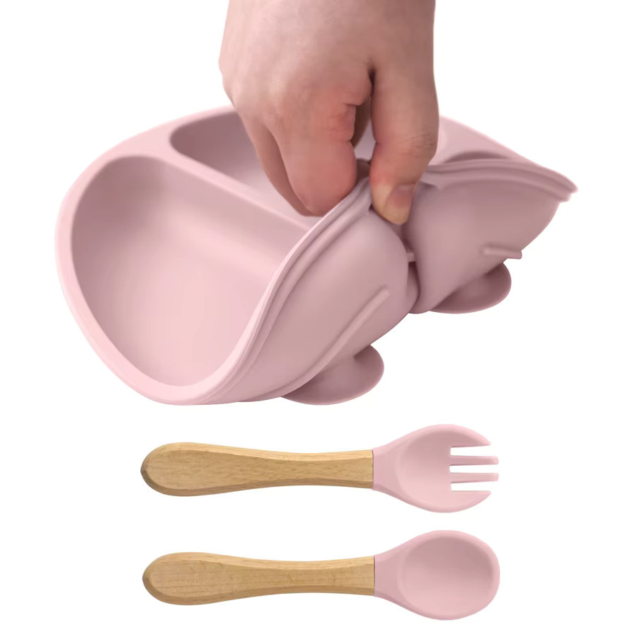 3-teiliges Silikon Baby Fütterungsset mit Teller und Löffel sowie Gabel aus Holz in Pink, BPA-frei - Bild 2