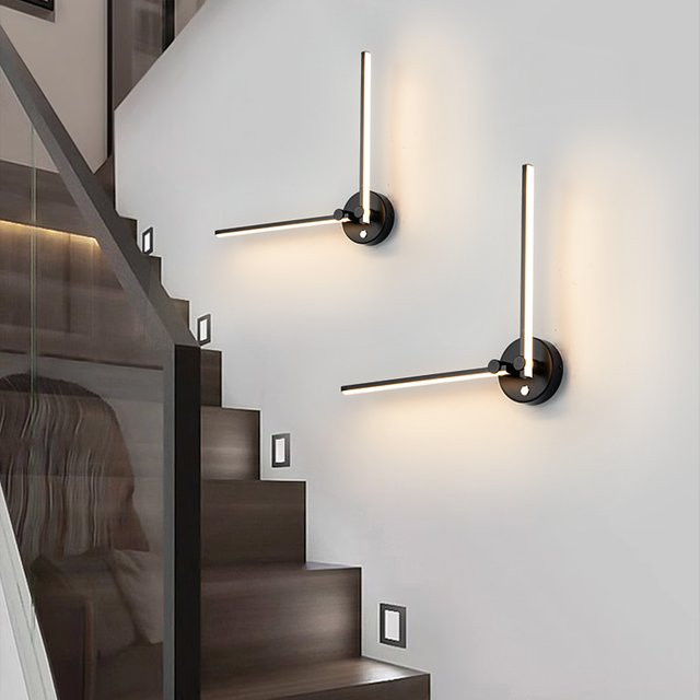 Moderne lineare LED-Wandleuchte von YooE in Schwarz oder Weiß, einstellbare Hintergrundbeleuchtung für Nachttisch, Foyer oder Flur - Bild 1