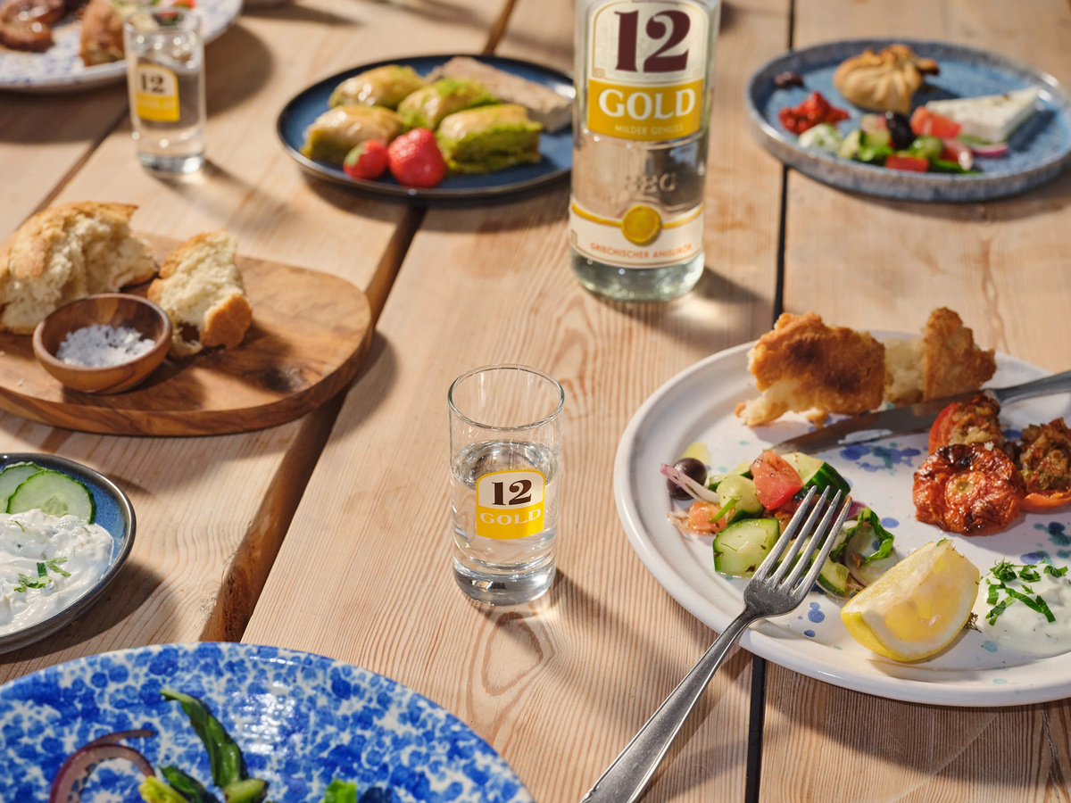 Ouzo 12 Gold 0,7 l - Bild 3