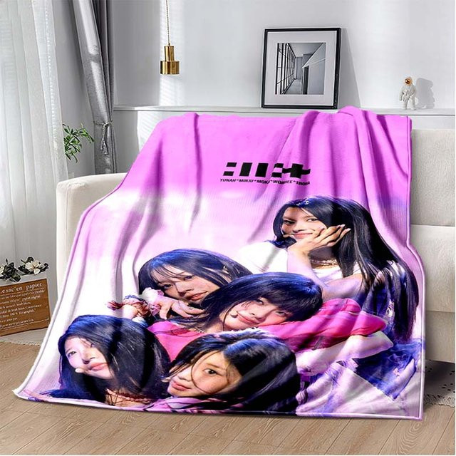 3D-bedruckte Flanelldecke I-ILLIT Combo K-POP Fleece-Decke in Pink, B/B: 100 x 150 cm - Bild 1