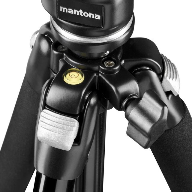 Walimex Mantona Basic Scout Max Set Fotostativ in Schwarz mit Auslegearm und Kugelkopf, Höhe bis 160 cm, ideal für DSLR Kameras bei Reisen und Outdoor Fotografie - Bild 1