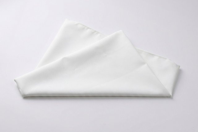 OUTFLEXX Ersatzbezugset für Dreisitzer-Sofa, 7-teilig, weiß, passgenau aus Polyester mit Reißverschluss und Waschbarkeit bei 30 Grad - Bild 1