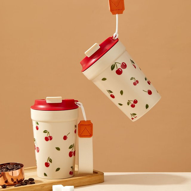 WORTHBUY Reise-Kaffeetasse aus Kunststoff mit Nylonseil, auslaufsicherer Wasserbecher für Heiß- und Kaltgetränke, Farbe: Weiß - Bild 1