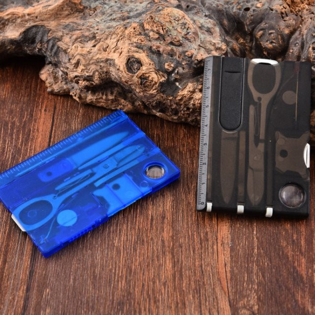 Multifunktionale 12-in-1 Werkzeugkarte in Schwarz oder Blau als tragbares Mehrzweck-Notfallwerkzeug für Büro und Outdoor - Bild 1