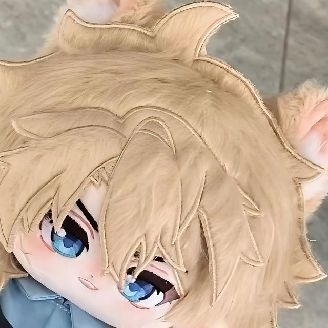Yiran toy Genshin Impact Varka Plüsch Anziehpuppe, Plüschtier, 20cm, ab 14 Jahren - Bild 1