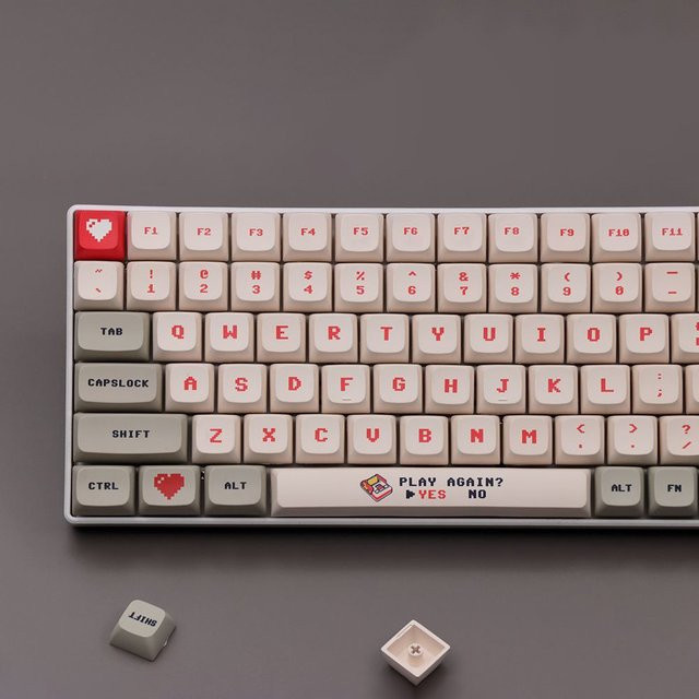 Ducky Anime Retro Tastenkappen Set aus PBT im XDA Profil, Rot und Weiß, 138 Tasten für MX Switches - Bild 1