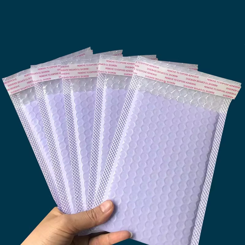 50 Stück selbstklebende Luftpolsterumschläge in Grün zur sicheren Verpackung und zum Versand - Bild 1