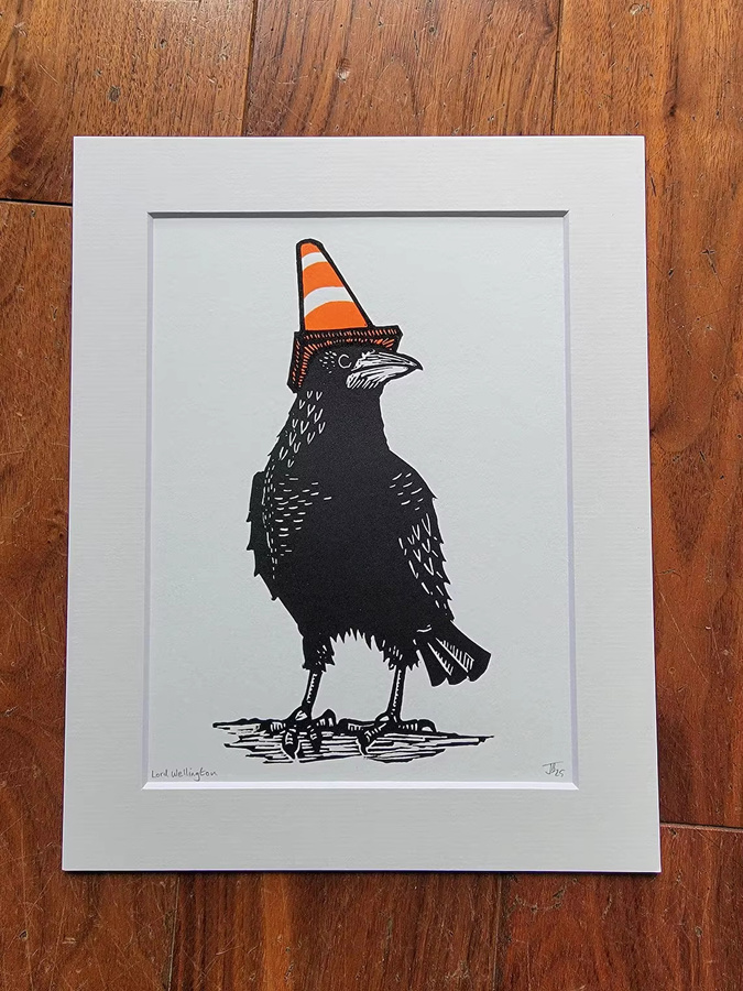Lord Wellington – Handgefertigter Original-Linocut-Kunstdruck von einem Krähenvogel auf Papier - Bild 2