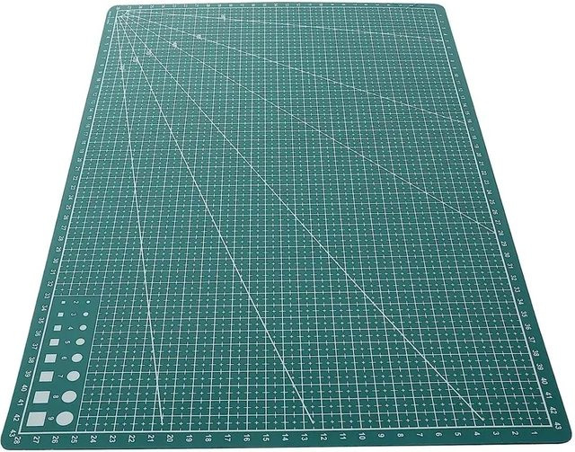 Multifunktionale Schneidematte für DIY Handwerk und Kunst in den Größen A3, A4 und A5, langlebig und hochelastisch, erhältlich in Lila oder Grün - Bild 1