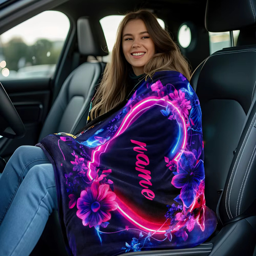 Personalisierte Flanell-Überwurfdecke mit Schmetterlings-Herz-Design für Bett, Sofa oder Camping - Bild 2