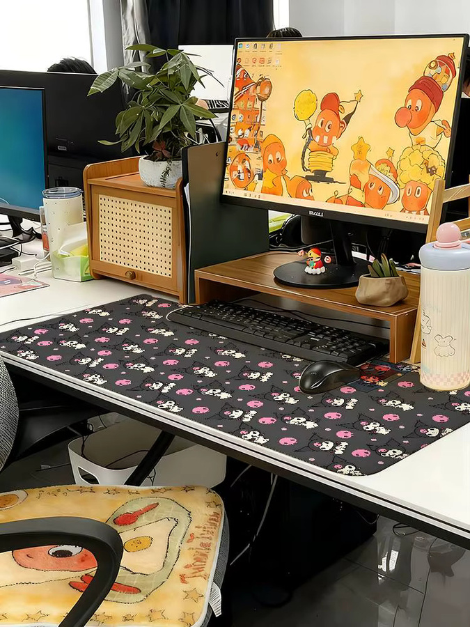 Mesuca Kawaii Mauspad mit Kuromi Cartoon-Design als große Schreibtischunterlage für Laptop und Tastatur - Bild 6