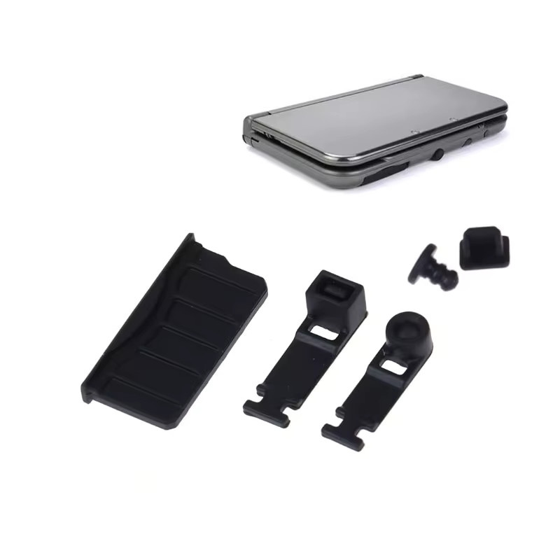 JCD Silikon Anti-Staub-Stecker in Schwarz für New 3DS XL, New 3DS LL, 3DS XL, 3DS LL und 2DS zum Schutz von Kopfhörerbuchse und Ladedock - Bild 2