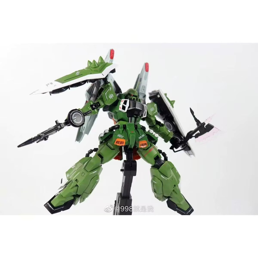 Huanying Modell MG Blaze Zaku Phantom Action Figure, 1/100 Maßstab, Kunststoff - Bild 2