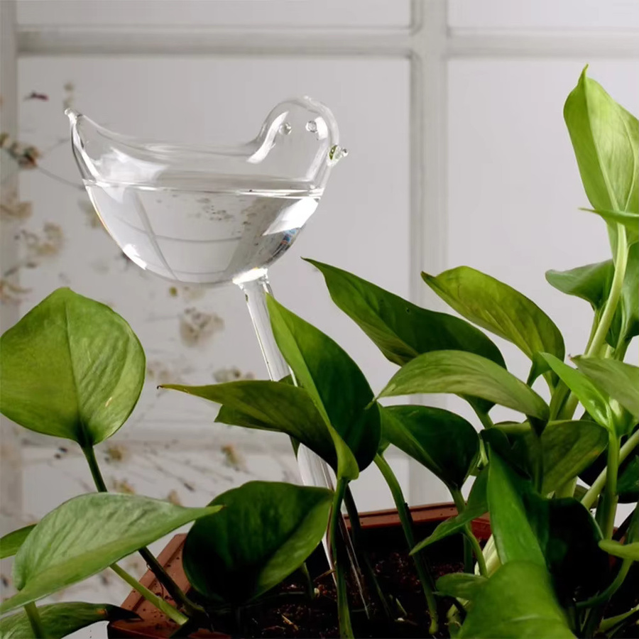 Automatisches Selbstbewässerungsgerät in Vogelform aus transparentem PVC für Deine Pflanzen - Bild 2