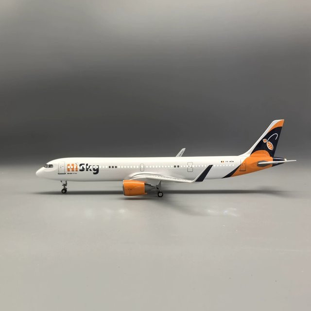 HiSky Europe A321 Neo Flugzeugmodell, Druckguss, Maßstab 1:100, ab 14 Jahren - Bild 1