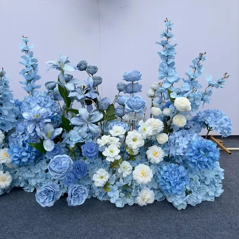 Künstliche Blumen-Girlande in Blau und Weiß für Hochzeiten und Events als hängendes Dekorations-Element - Bild 3