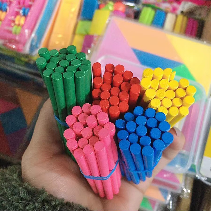 100 Stück bunte Zählstäbe aus Holz für den Mathematikunterricht inklusive Aufbewahrungsbox, Länge: 8 cm - Bild 2