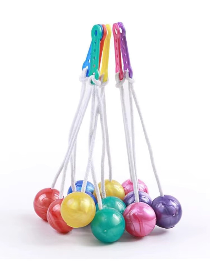 Muddy Puddles Clackers-Bälle an einer Schnur, 3-teiliges Set - Bild 1