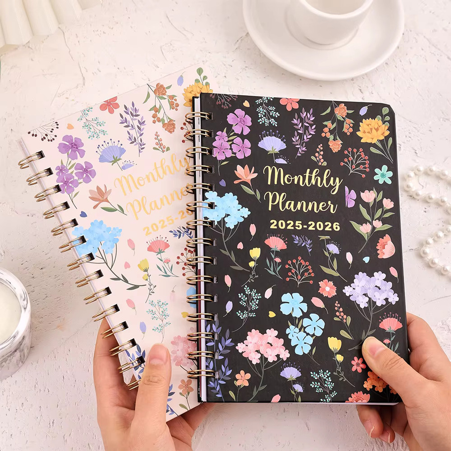Imoda Monatsplaner 2025–2026 mit floralem Softcover in Beige und Multicolour, 57 Blatt Spiralnotizbuch mit Lascheaufklebern und Taschen-Organizer - Bild 2
