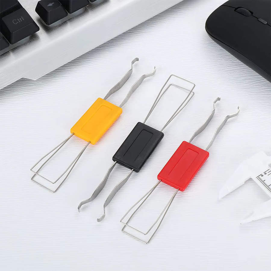 Mechanischer Tastenkappen-Abzieher aus Metall in Rot zum Entfernen von Tastaturtasten - Bild 3